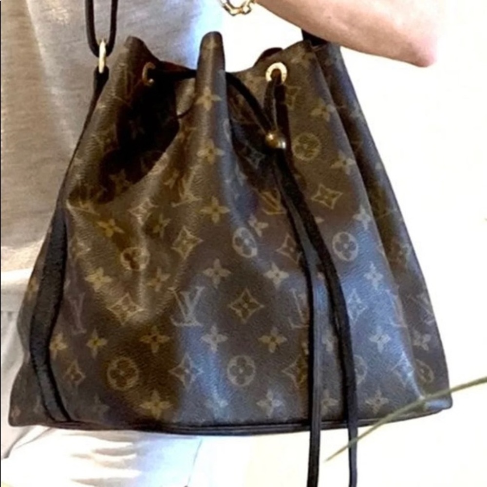 Authentic Louis Vuitton Petit Noe Vintage
